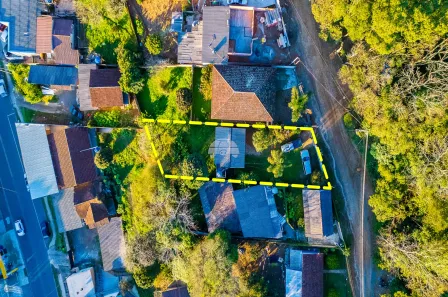 Lote/Terreno à venda, 450m² no Vila Torres, Campo Largo