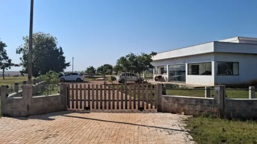 Fazenda/Sítio com 4 Quartos à venda, 1m² no Sete Ilhas, Sertanópolis
