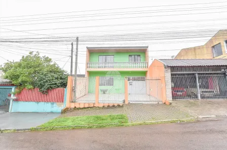 Sobrado com 3 Quartos à venda, 174m² no Umbará, Curitiba