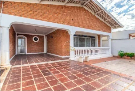 Casa com 3 Quartos à venda, 210m² no Jardim Magnólia, Campinas