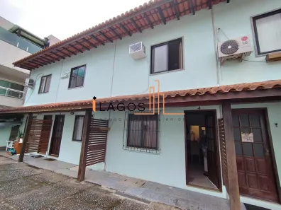 Casa de Condomínio com 2 Quartos à venda, 80m² no Palmeiras, Cabo Frio