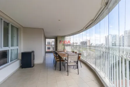Apartamento com 4 Quartos à venda, 247m² no Vila Sofia, São Paulo