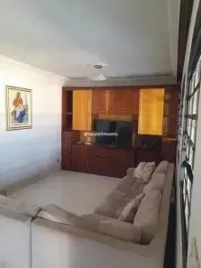 Casa com 3 Quartos à venda, 371m² no Araguaia, Belo Horizonte