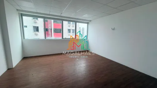 Sala Comercial para alugar, 111m² no Derby, Recife