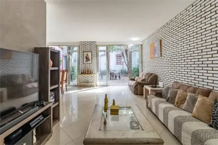 Casa com 3 Quartos para alugar, 346m² no Alto da Lapa, São Paulo