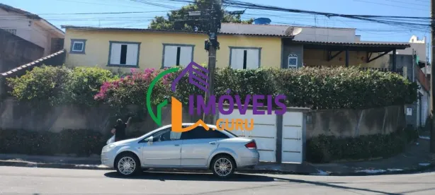 Sobrado com 3 Quartos à venda, 180m² no Parque Pinheiros, Poços de Caldas
