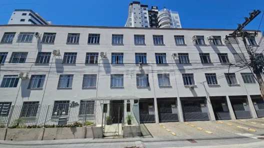 Apartamento com 2 Quartos à venda, 52m² no Estreito, Florianópolis