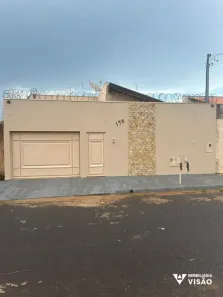 Casa com 3 Quartos à venda, 151m² no Jardim Itália II, Uberaba