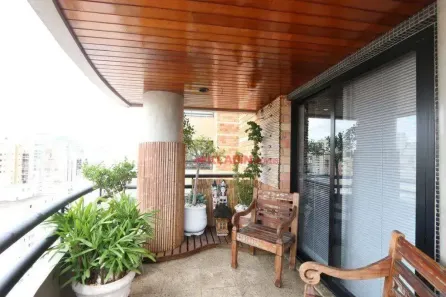 Apartamento com 4 Quartos à venda, 224m² no Vila Uberabinha, São Paulo