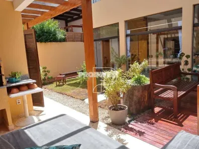 Casa de Condomínio com 3 Quartos à venda, 230m² no Vila Diva, Carapicuíba