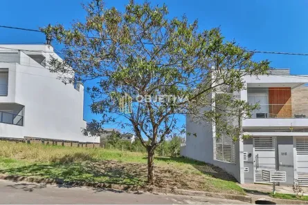 Lote/Terreno à venda, 200m² no Guarujá, Porto Alegre