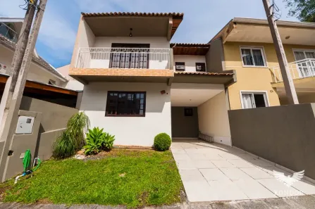 Sobrado com 3 Quartos à venda, 144m² no Abranches, Curitiba