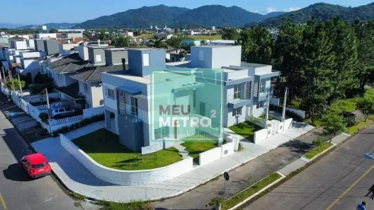 Casa com 3 Quartos à venda, 140m² no Campeche, Florianópolis