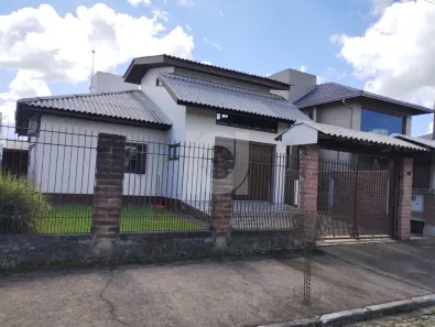 Casa com 3 Quartos à venda, 225m² no Portão Velho, Portão