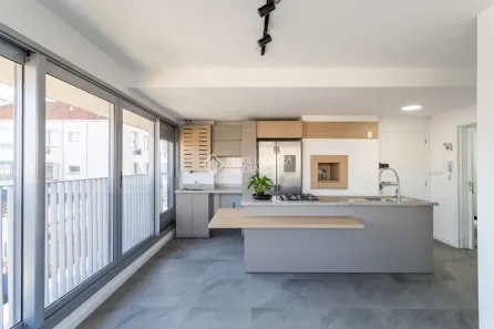 Apartamento com 2 Quartos para alugar, 70m² no Menino Deus, Porto Alegre