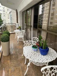Apartamento com 4 Quartos à venda, 257m² no Gonzaga, Santos