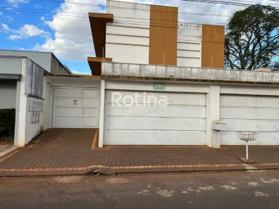 Apartamento com 2 Quartos para alugar, 80m² no Patrimônio, Uberlândia
