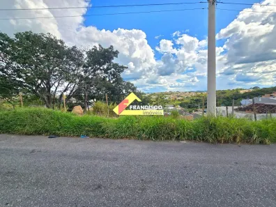 Lote/Terreno à venda, 300m² no Floresta, Divinópolis