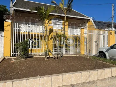 Sobrado com 4 Quartos à venda, 500m² no Novo Mundo, Curitiba
