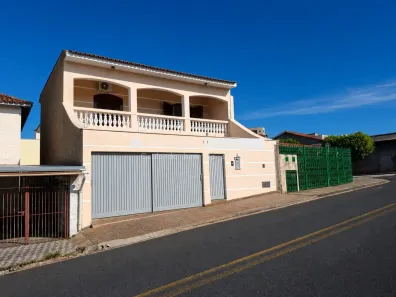 Casa com 5 Quartos à venda, 200m² no Vila Sônia, Sorocaba
