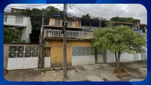 Casa com 1 Quarto à venda, 10m² no Teixeira Dias (Barreiro), Belo Horizonte