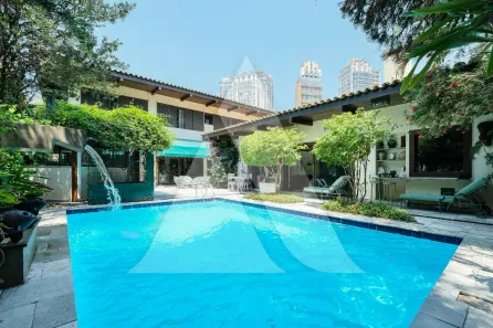 Casa com 5 Quartos à venda, 900m² no Jardim Luzitânia, São Paulo