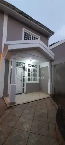 Sobrado com 4 Quartos à venda, 330m² no Jardim Medina, Poá
