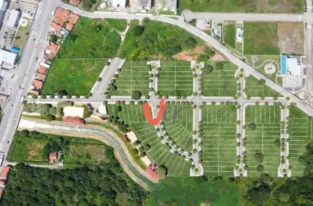 Lote/Terreno à venda, 150m² no Centro, Aquiraz