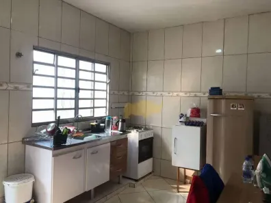 Casa com 3 Quartos à venda, 41m² no Benjamim de Castro, Rio Claro