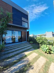 Sobrado com 2 Quartos à venda, 106m² no , Xangri-Lá