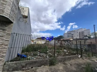 Lote/Terreno à venda, 305m² no Jardim Sarah, São Paulo