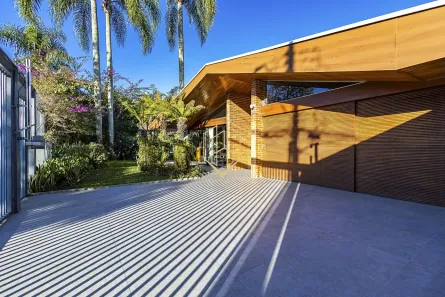 Casa com 4 Quartos à venda, 275m² no Jardim Social, Curitiba