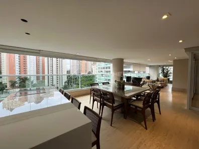 Apartamento com 4 Quartos à venda, 335m² no Vila Uberabinha, São Paulo