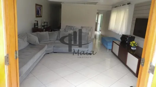 Sobrado com 3 Quartos à venda, 306m² no Campestre, Santo André