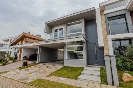 Casa de Condomínio com 3 Quartos à venda, 232m² no Igara, Canoas
