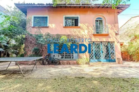 Casa com 5 Quartos à venda, 380m² no Jardim Paulista, São Paulo