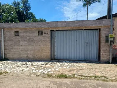 Casa com 3 Quartos para alugar, 250m² no São Francisco, Marituba