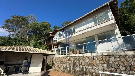 Casa com 3 Quartos para alugar, 350m² no Morro das Pedras, Florianópolis