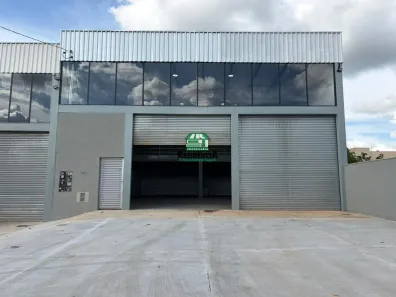 Galpão/Depósito/Armazém para alugar, 270m² no Setor Summerville 1ª e 2ª Etapa, Anápolis