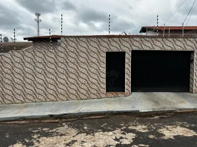Casa com 3 Quartos à venda, 248m² no Jardim dos Ipês, Araraquara