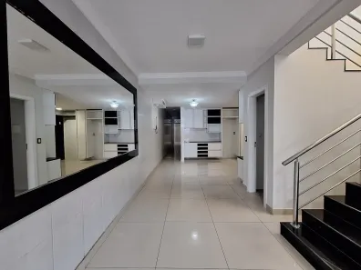 Imóvel Comercial com 6 Quartos para alugar, 246m² no Sapiranga-Coité, Fortaleza