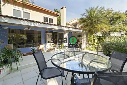 Casa de Condomínio com 3 Quartos à venda, 318m² no Jardim Panorama D'Oeste, São Paulo