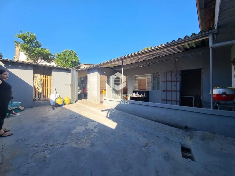 Casa com 2 quartos — Alto Caiçaras, Belo Horizonte