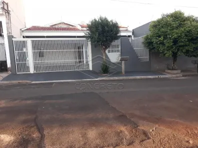 Casa com 3 Quartos à venda, 237m² no Parque São João, Bauru