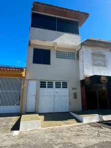 Sobrado com 6 Quartos para alugar, 375m² no Cidade Nova, Aracaju
