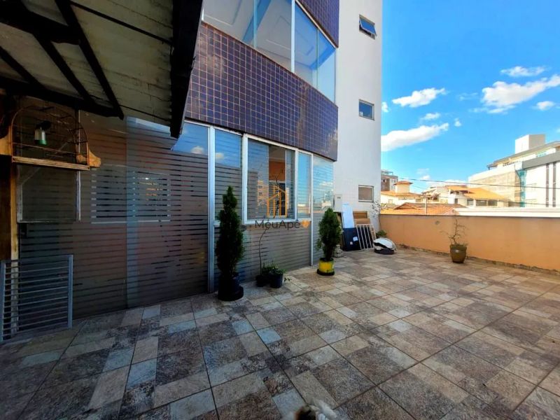 Apartamento com 3 quartos — Caiçaras, Belo Horizonte