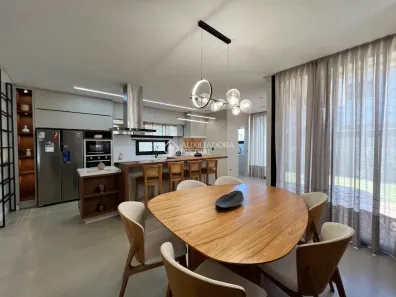 Casa com 3 Quartos à venda, 204m² no Ingleses do Rio Vermelho, Florianópolis