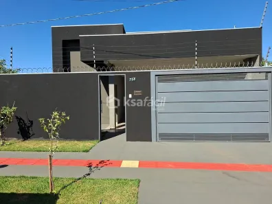 Casa com 2 Quartos à venda, 106m² no Jardim Itamaracá, Campo Grande