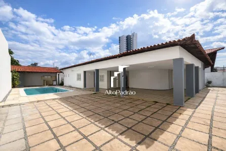Casa com 4 Quartos para alugar, 226m² no Fátima, Teresina