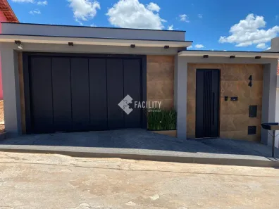 Casa com 2 Quartos à venda, 200m² no , Ouro Fino